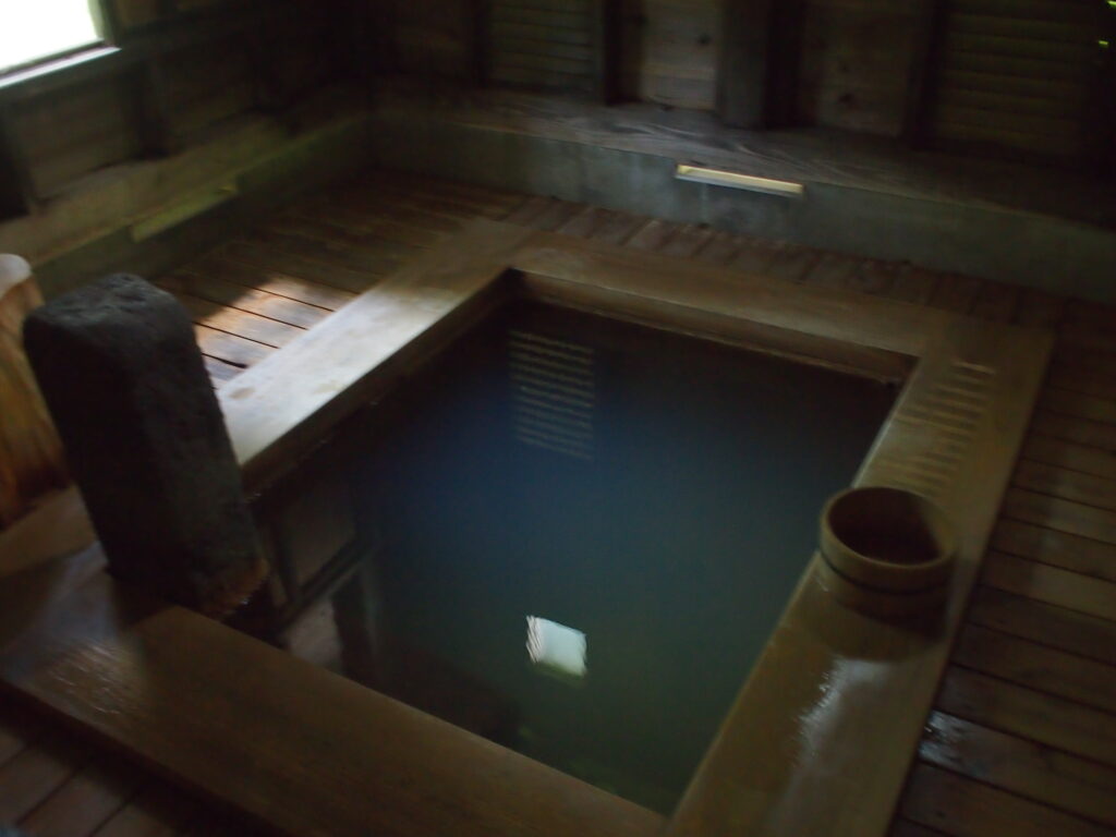 銀婚湯　杉の湯